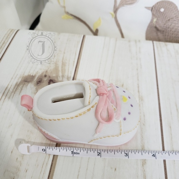 Decorative Baby Shoe Bank - Picture 4 of 6